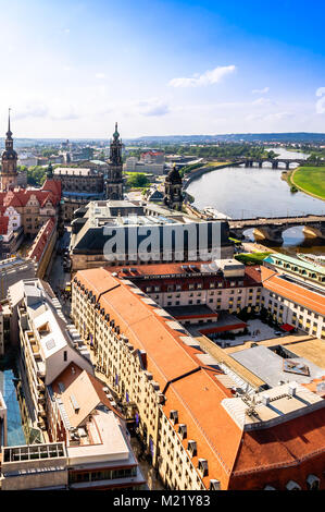 Vue panoramique sur Dresde du haut de la Frauenkirche, église - Allemagne Banque D'Images