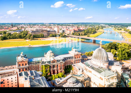 Vue panoramique sur Dresde du haut de la Frauenkirche, église - Allemagne Banque D'Images