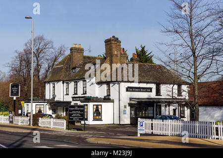 Ferry Boat Inn pub on Ferry Lane à Tottenham à Londres, Angleterre Royaume-Uni UK Banque D'Images