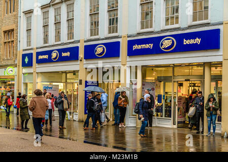 Boots chemist sur occupation Cornmarket Street, Oxford, Oxfordshire, Angleterre. Feb 2018 Banque D'Images