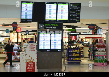 Une vue générale de départs Information Board vu à l'aéroport de Dublin. Nouvelle directive de l'UE, la Directive du passager (PNR), sera bientôt je9mplemented en Irlande, par rapport à la base de données de vols entre tous les pays de l'UE dans le cadre de mesures de sécurité. Credit : ASWphoto/Alamy Live News Banque D'Images