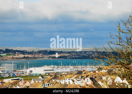 Le port de Portland, dans le Dorset. 4 février 2018 - Sunny mais bitingly froid dans le port de Portland, dans le Dorset, le dimanche Crédit : Stuart fretwell/Alamy Live News Banque D'Images