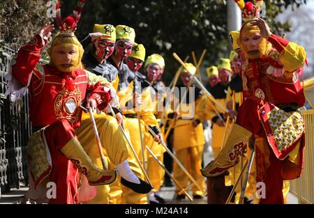 Zhengzhou, Zhengzhou, Chine. 3, 2018. Zhengzhou, Chine, 3e Février 2018 : les acteurs en costumes de Monkey King à Zhengzhou, province du Henan en Chine centrale. Crédit : SIPA Asie/ZUMA/Alamy Fil Live News Banque D'Images