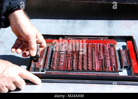 Imprimer avec des caractères typographiques mobiles Banque D'Images