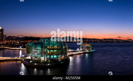 Vue de nuit sur certains Sevit Hangang (Îles flottantes) à Séoul, Corée du Sud Banque D'Images