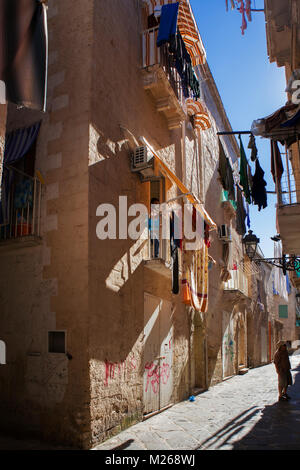 Lave-jour, Via Cava, Taranto Vecchio, Pouille, Italie Banque D'Images