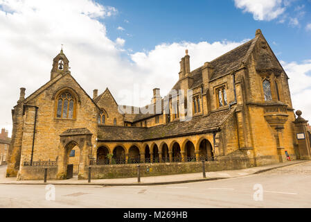 St John's Hospice, Sherborne, Dorset, UK, a fourni un abri pour les pauvres et les personnes âgées depuis le 15e siècle. Banque D'Images