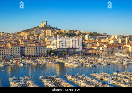 Le port de Marseille ville port, Marseille, France Banque D'Images