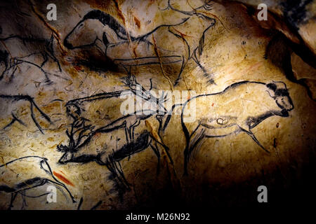 Vallon-Pont-d'Arc (sud-est de la France) : caverne du Pont-d'Arc, réplique de la grotte Chauvet, inscrite au patrimoine mondial de l'UNESCO. Il rassemble Banque D'Images