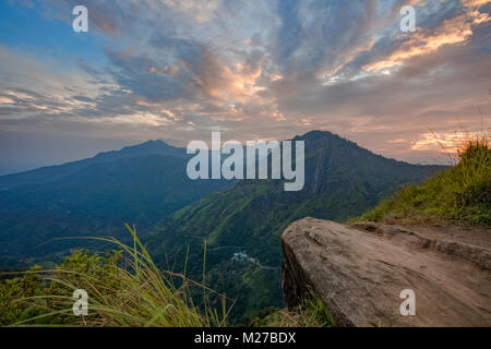 Peu d'Adam's Peak, Ella, Sri Lanka, Asie Banque D'Images