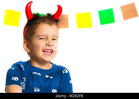 Portrait d'un enfant heureux dans le style d'Halloween Banque D'Images
