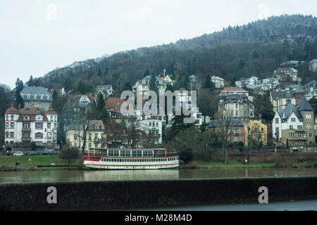 Villas dans Heidelberg-Neuenheim, partiellement recouverte de neige, en février 2018 Banque D'Images