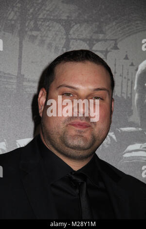 Burbank, Californie, USA. 5 Février, 2018. Max Adler 02/05/2018 La première mondiale de 'Les 15:17 à Paris" tenue à l'SJR Theatre at Warner Bros Studios de Burbank, Ca Photo : Cronos/Hollywood News Crédit : Cronos/Alamy Live News Banque D'Images