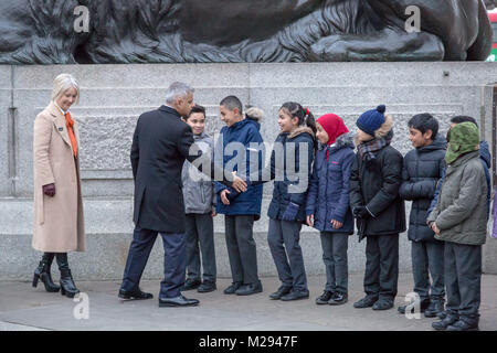 Londres, Royaume-Uni. Feb 6, 2018. Le maire de Londres accueille une exposition symbolique à Trafalgar Square en marquant 100 ans depuis la 1918 Loi sur la représentation du peuple a été adoptée - une victoire historique qui a donné le premier le droit de vote aux femmes. Crédit : Guy Josse/Alamy Live News Banque D'Images