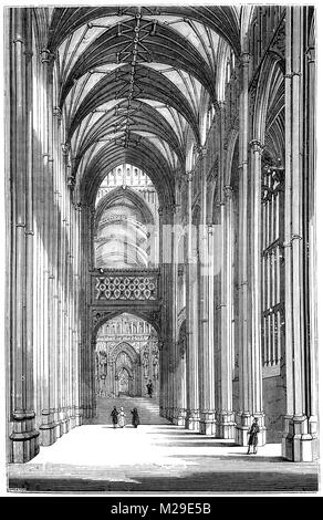 La nef de la Cathédrale de Canterbury à Canterbury, Kent, Angleterre. Elle a été fondée en 597, et entièrement reconstruit de 1070 à 1077. L'extrémité a été considérablement agrandie au début du douzième siècle, et en grande partie reconstruite dans le style gothique après un incendie en 1174. Banque D'Images