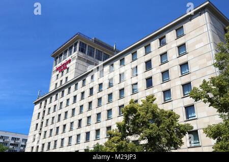 Varsovie, Pologne - 19 juin 2016 : Mercure Hotel à Varsovie, Pologne. Mercure est administré par AccorHotels. Il y a 750 hôtels Mercure en Europe. Banque D'Images