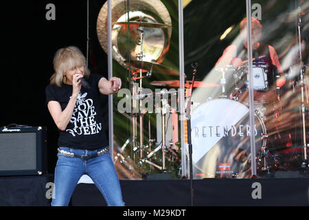 Chrissie Hynde et The Pretenders effectuer sur la scène principale à l'Cornbury Music Festival 2017 - [crédit : Andy Trevaskis Banque D'Images