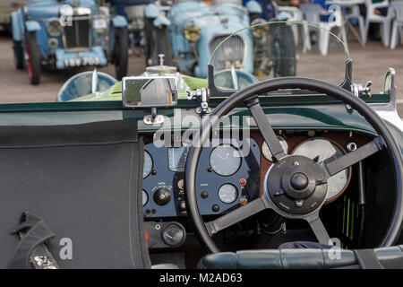 1931 Talbot 105 AV Voiture de sport d'avant-guerre à la formule 2017 réunion Vintage, Snetterton, Norfolk, Royaume-Uni. Banque D'Images