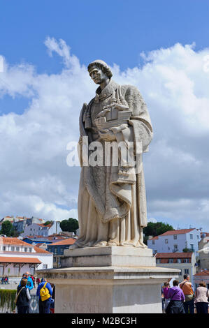 Statue de Saint Vincent de Saragosse, Lisbonne, Portugal Banque D'Images