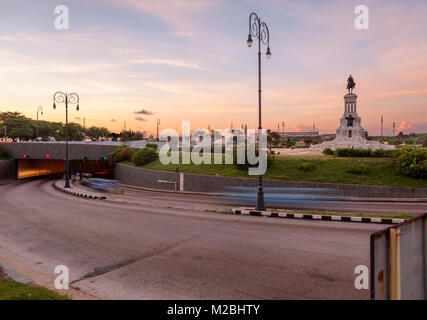 Statue de Máximo Gómez à Parques Martires del 71 et le Tunnel de La Havane dans la Vieille Havane, Cuba. Banque D'Images