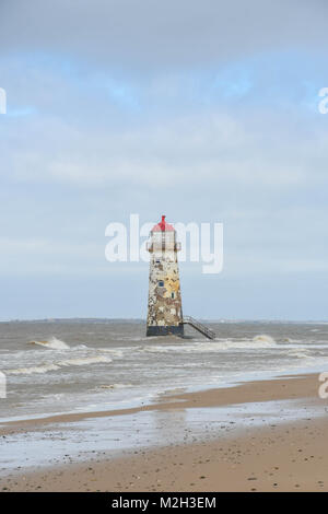 Vieux phare de Talacre Beach abandonnés sur au Pays de Galles, Royaume-Uni Banque D'Images