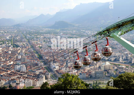 Téléphérique Grenoble-Bastille près de Fort de la Bastille, Grenoble, Auvergne-Rhône-Alpes, France Banque D'Images