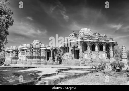 Mehsana District,Gujarat India-December,05, 2014 Une vue d'ensemble de Sabha Mandap et Guda à Modhera Mandap. Banque D'Images