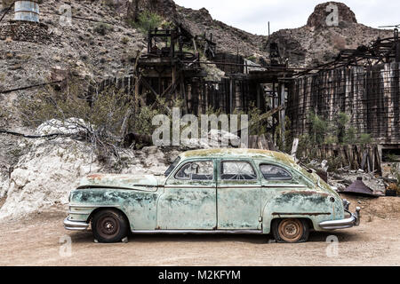 NELSON , USA - 10 juin : Vieille voiture rouillée dans Nelson Nevada ville fantôme le 10 Juin ,2015 Banque D'Images