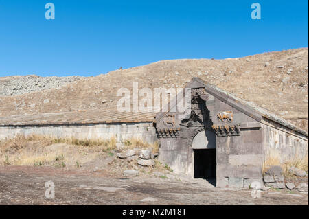 Caravansérail du Orbelian, anciennement connu sous le nom de Sulema caravansérail et Selim Caravansérail, est un caravansérail dans la province de Vayots Dzor en Arménie. Banque D'Images