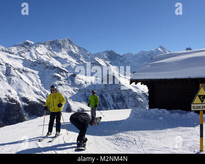 Des scènes d'hiver dans la station de sports d'Zinal dans le canton du Valais Suisse Banque D'Images