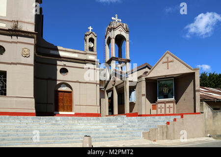 L'église St Francis Xavier et religieux Article Shop Hill Country Nuwara Eliya Sri Lanka Province centrale Banque D'Images