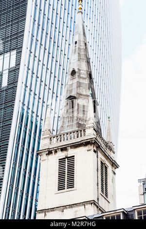 Eglise Saint Margaret Pattens, talkie-walkie à côté du 20 Fenchurch Street, City of London, Londres, Grande-Bretagne Banque D'Images