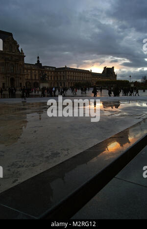 Coucher de soleil sur Paris Banque D'Images