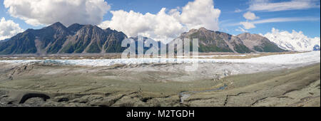 Glacier Kennicott, Hidden Canyon & Mt Blackburn Banque D'Images