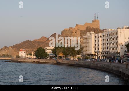 Vue de la corniche de Mutrah à Muscat, Oman, le 01.10.2017. Dans le monde d'utilisation | Banque D'Images