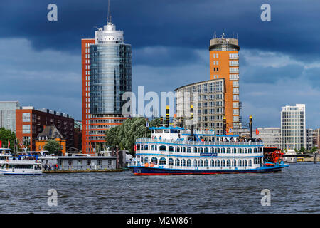 Allemagne, Hambourg, à aubes Louisiane Star, port de Hambourg Banque D'Images