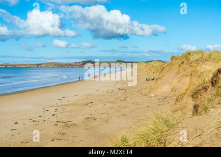 Une vue de la plage de Newborough sur Anglesey Banque D'Images