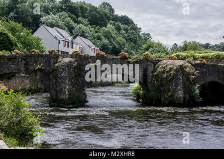 Malerische Brücke à Quimperlé bei Concarneau, Finistère, Südbretagne, Frankreich Banque D'Images