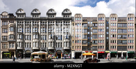 Leipzig, Saxe, Nikolaistrasse fourreur, bâtiment, façade, shopping, rue, représentation linéaire, streetline photographie perspective multi Banque D'Images