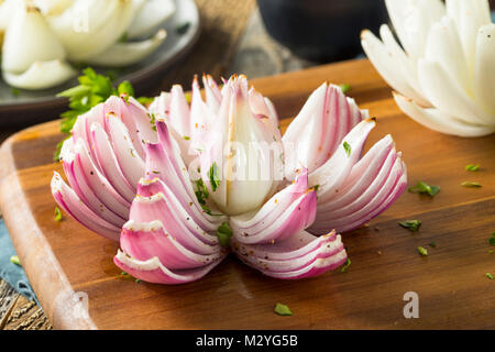 Oignon Bio Boulangerie Fleur De Lotus Prêt à Manger Banque D