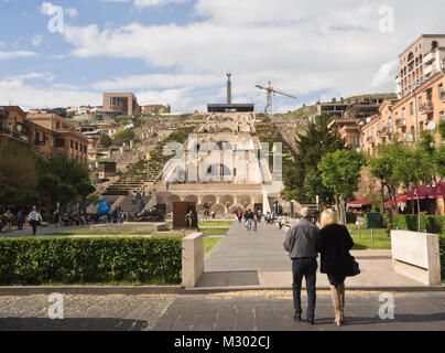 La Cascade, un escalier monumental en Yerevan Arménie entouré d'art et musées Banque D'Images