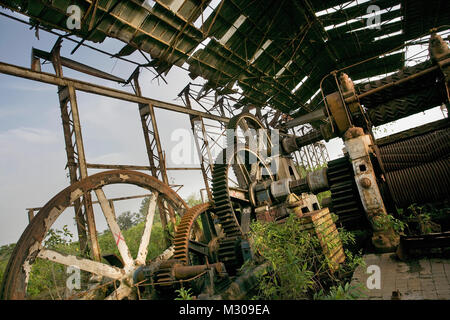 Le Suriname, Paramaribo. Ancienne plantation de canne à sucre déserte appelée Marienburg en usine. Banque D'Images