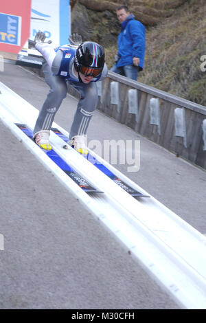 Forerunner commence avant le début du championnat du monde pour les femmes sur le point de départ du saut à Ski Hill, Ljubno. La Slovénie. 27 janvier 2018 Banque D'Images