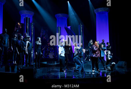 Keala Régler l'exécution pendant le tournage de The Graham Norton Show à la London Studios, à être diffusé sur BBC One le vendredi. Banque D'Images