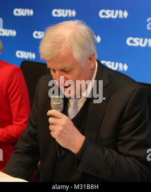 Munich, Allemagne. Le 08 février, 2018. Horst Seehofer. Le Conseil de l'Union chrétienne sociale (CSU) s'est réuni pour discuter après la fin de la coalition avec l'Union Deocratic chrétienne d'Angela Merkel et le Parti des sociaux démocrates (SPD). Crédit : Alexander Pohl/Pacific Press/Alamy Live News Banque D'Images