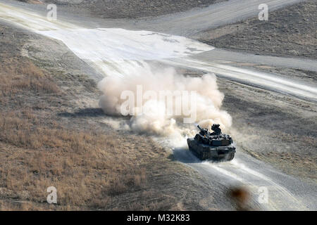La formation des soldats américains dans un M1A2 Abrams Tank en Corée du Sud par # PACOM Banque D'Images