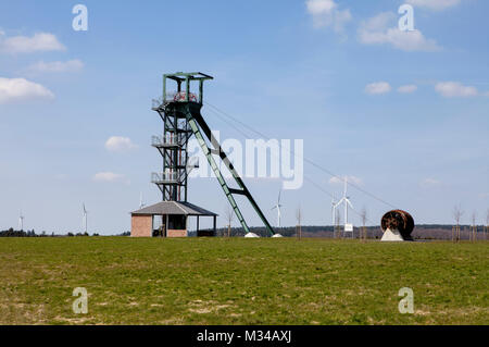 Le Barbaraturm tower, tour de l'arbre historique, Steinberger Höhe, Malberg, Rhénanie-Palatinat, Allemagne Banque D'Images