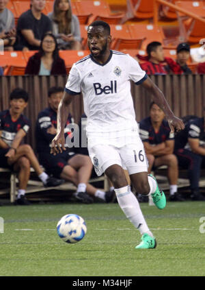 8 février 2018 - milieu de Vancouver Whitecaps FC Tony Tchani # 16 pendant la coupe du bassin du Pacifique entre les Vancouver Whitecaps FC et FC Iwaki au Aloha Stadium d'Honolulu, Hawaii - Michael Sullivan/CSM Banque D'Images