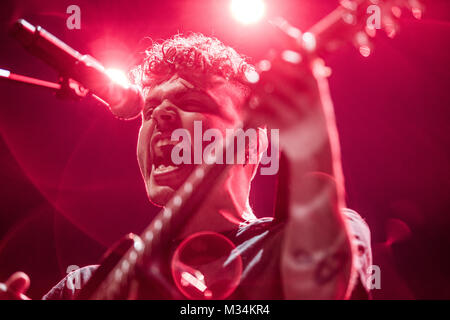 Danemark, copenhague - Febrauary 8, 2018. Le chanteur, auteur-compositeur et musicien Alex Vargas effectue un concert live au Royal Arena à Copenhague. (Photo crédit : Gonzales Photo - Thomas Rasmussen). Banque D'Images