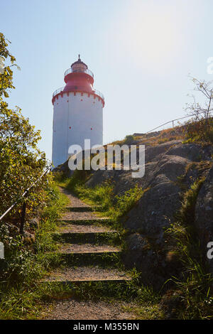 Phare, Oja Landsort (), le point le plus au sud de l'archipel de Stockholm, Suède, Scandinavie. Banque D'Images